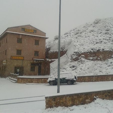 Hostal El Olmo Camarena de la Sierra Zewnętrze zdjęcie