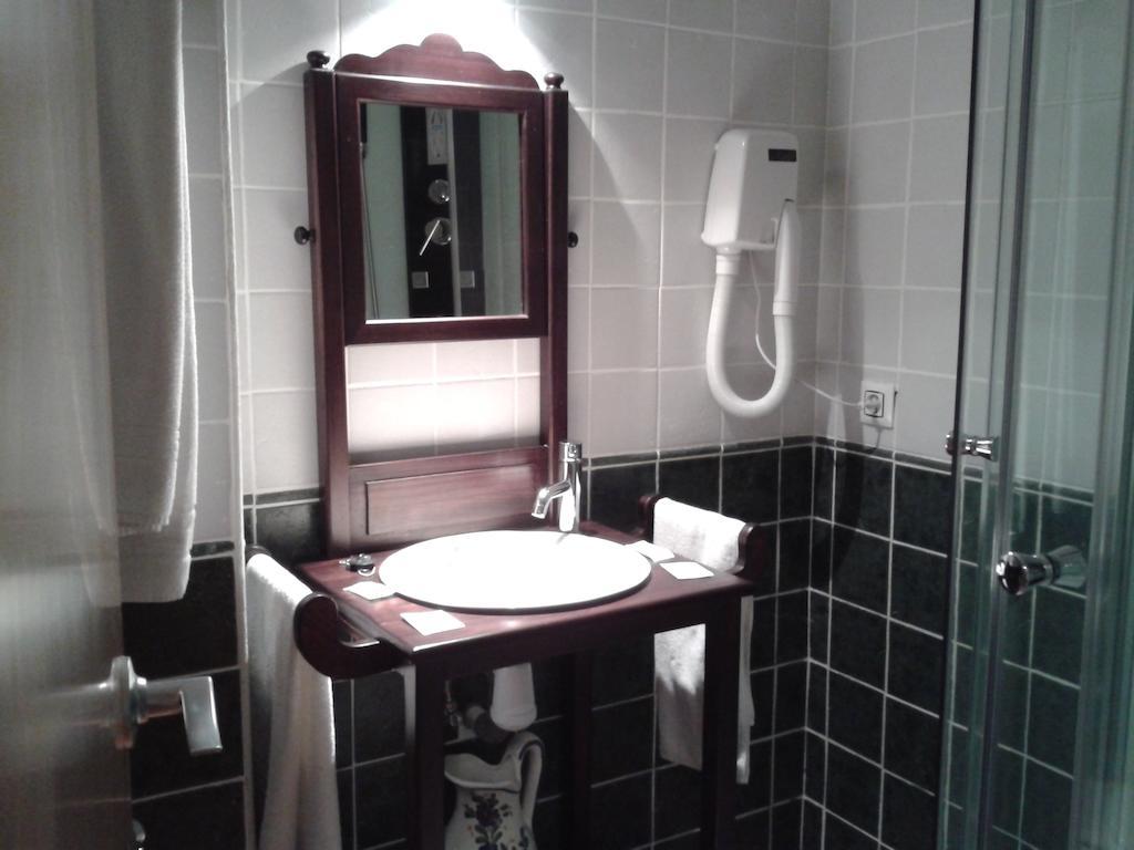 Hostal El Olmo Camarena de la Sierra Zewnętrze zdjęcie