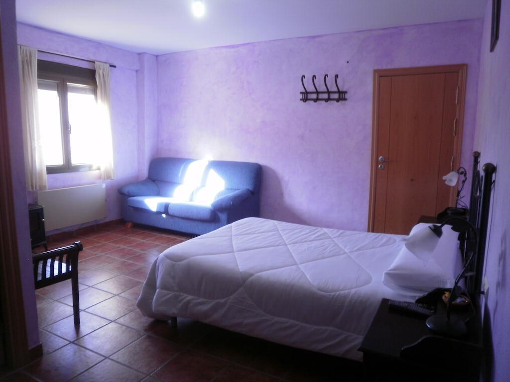 Hostal El Olmo Camarena de la Sierra Pokój zdjęcie