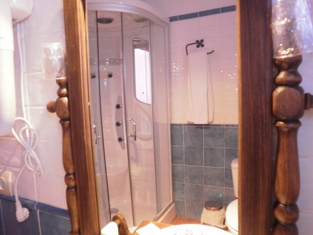 Hostal El Olmo Camarena de la Sierra Pokój zdjęcie