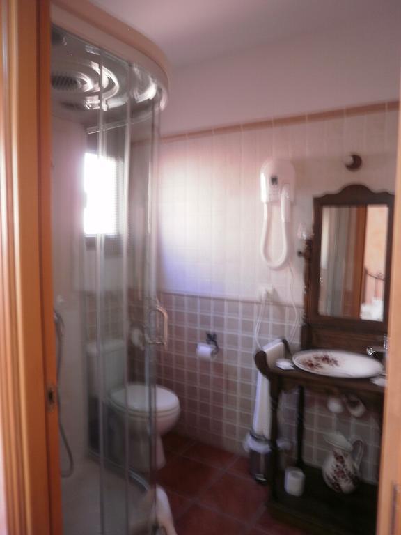 Hostal El Olmo Camarena de la Sierra Pokój zdjęcie